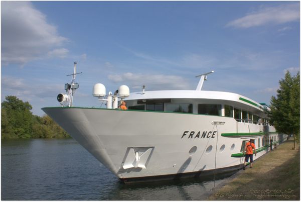 Douce France...