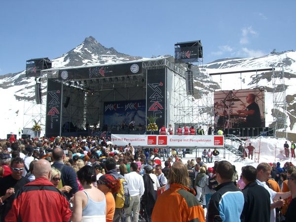 Via alla stagione sciistica, i 10 eventi top dove divertirsi sulla neve