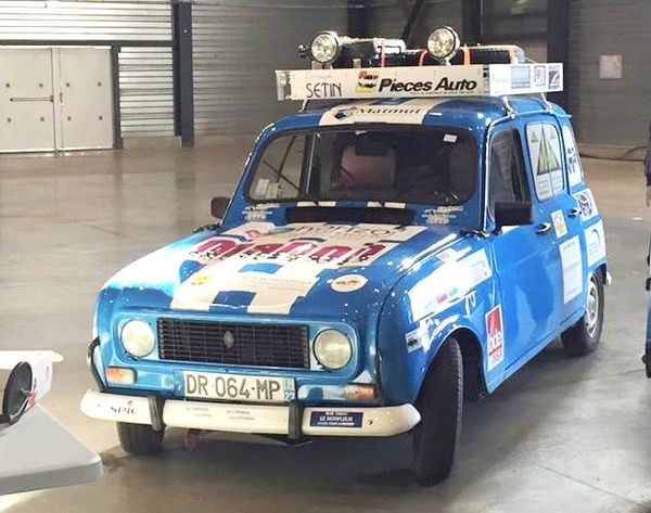 4 L TROPHY 2016 : des cahiers The Concept Book au Maroc...