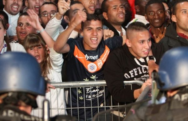 "COMMUNIQUE OFFICIEL DES TEMOINS DE L'INCIDENT SURVENU EN MARGE DU MATCH