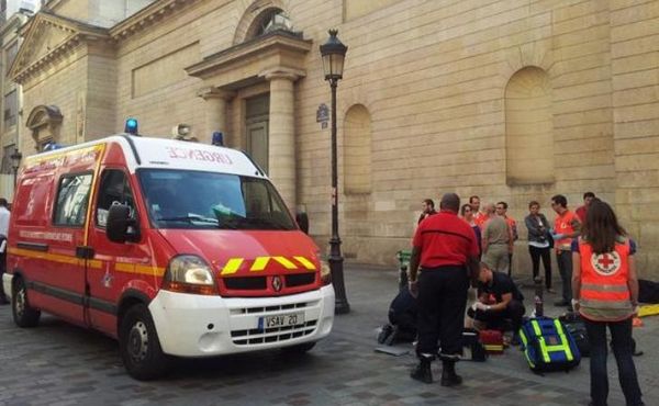 Paris : un antifasciste tué par l’extrême droite