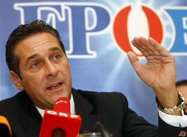 L'Autriche échappe de peu à l'extrême-droite