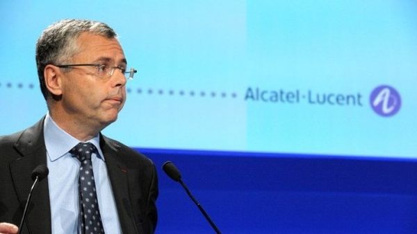 Alcatel-Lucent va supprimer 15.000 emplois dont 900 en France
