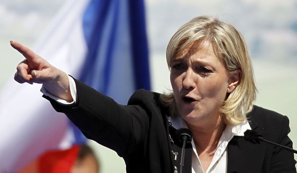L’ultradroite retrouve le pavé