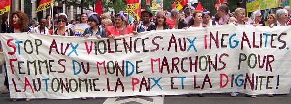 Les députés européens rejettent un texte sur l'égalité hommes-femmes