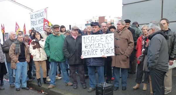 MOBILISATION pour la défense de la Poste