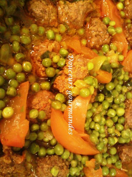 Tajine de kefta aux petits pois
