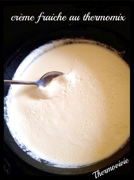 Faire sa crème fraîche au thermomix c'est possible!