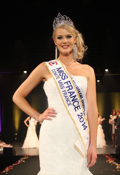 En 2015 ,avec la participation de Miss France !