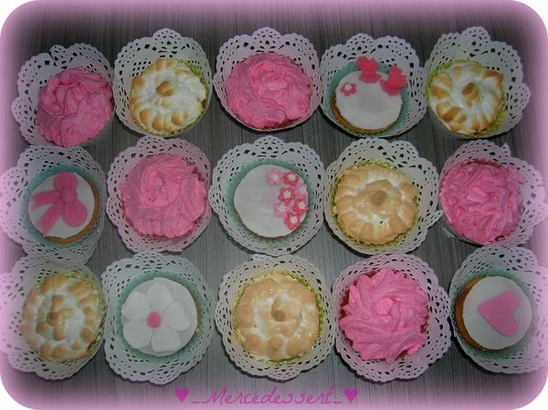 Cupcakes citron meringué coeur lemon curd, vanille coeur crème de marron et coeur framboise