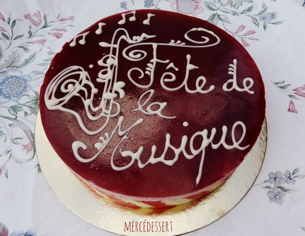 Entremet mousse framboise
