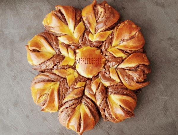 Brioche fleur à la pâte à tartiner