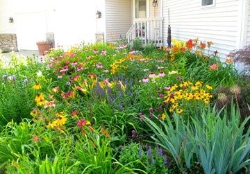 Explore Five Diverse Gardens at Garden Walk 2014