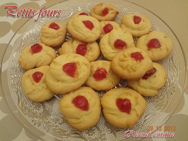 Petits fours