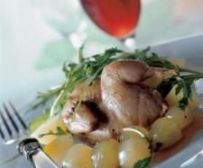 Codornices con uvas y vino dulce