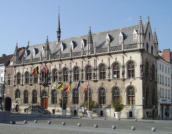 Stimuleren taalomgeving - Comment la ville de Courtrai encourage la pratique du néerlandais