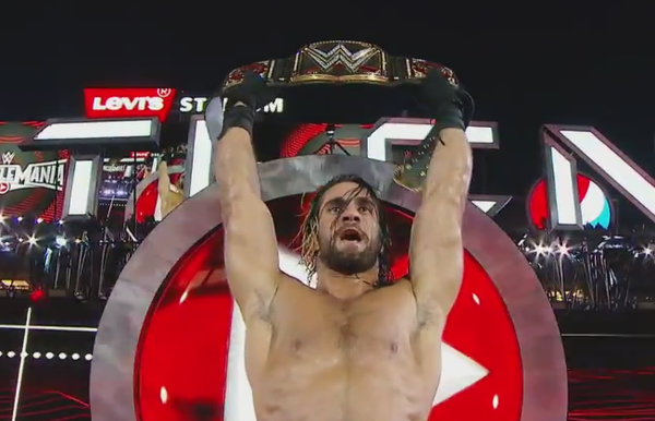 Et la "WWE Superstar de l'année 2015" est...