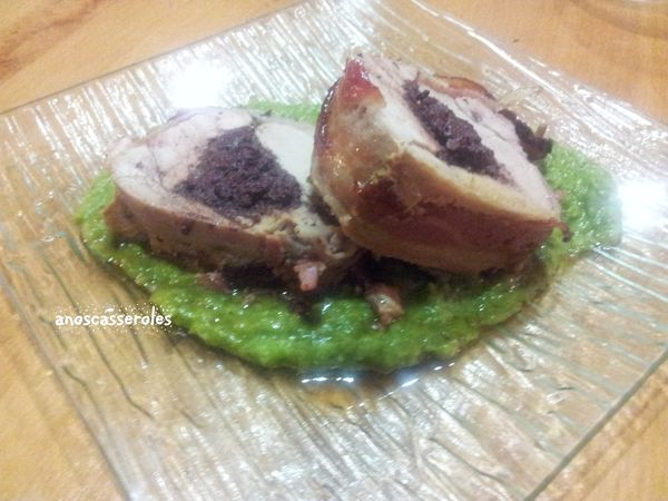 Filet mignon de porc farci au boudin et lard fumé