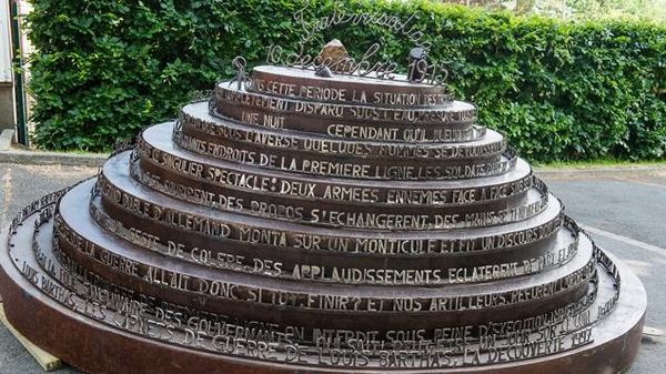 Le monument de la fraternisation.