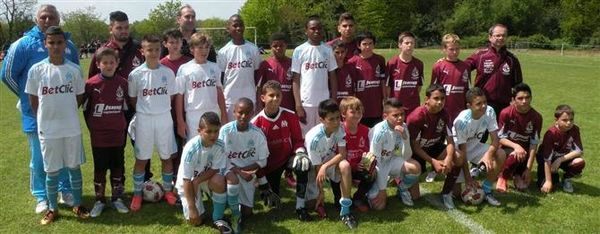 Extrait DNA : 1200 jeunes pour un tournoi Le FCS face aux « grands »