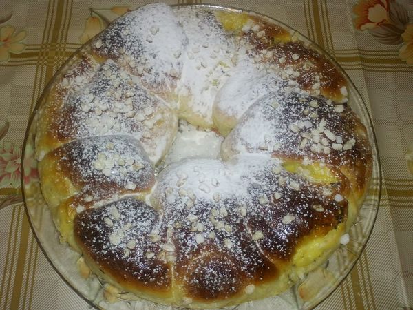 Chinois fourrée à la crème pâtissière et chocolat