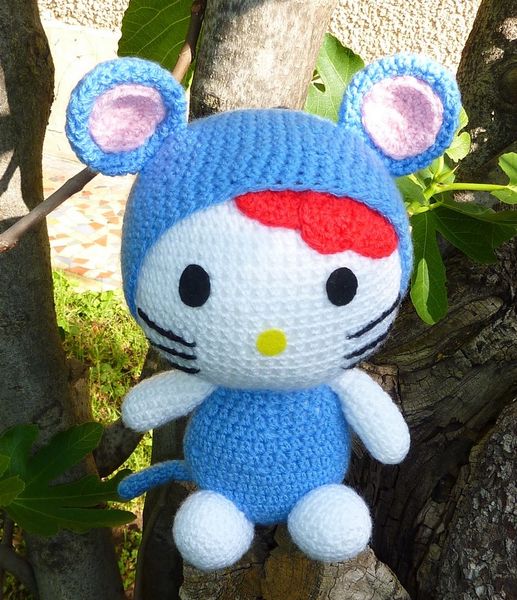 Hello Kitty Rat