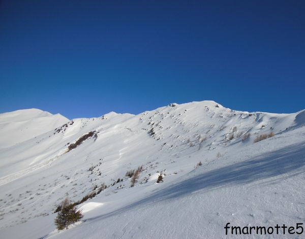 Le Quermoz 2296 m. Ski de rando en Beaufortain.