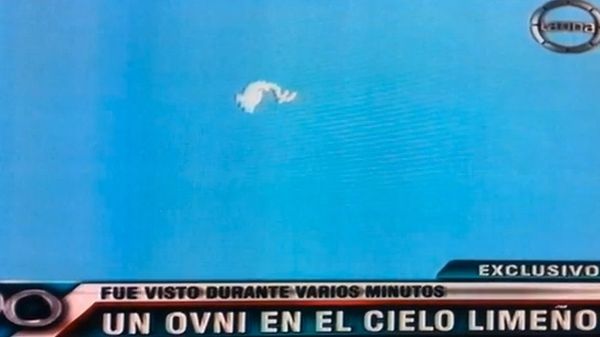Ovni filmé à Lima au Pérou le 30 mai 2013 Ob_250dbcc4a7171864e68f88feb76d8c90_ebani-lima-30-mai-2013