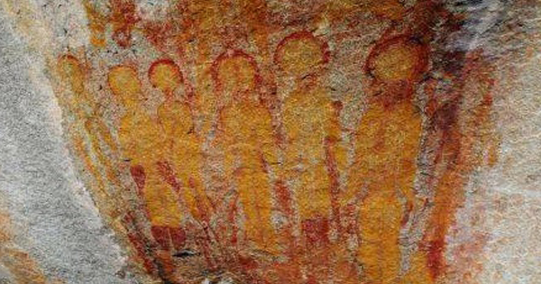Photo : peinture trouvée en Inde, qui pourrait représenter des extraterrestres