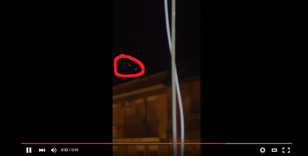 Photo : j'ai extrait cette image de la vidéo, ovnis à Syracuse le 16 mars 2016...