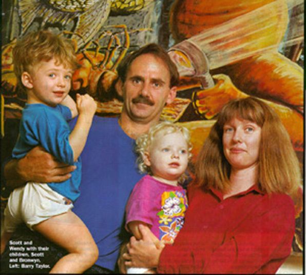 Photo : la famille Scott et Wendy Longley.