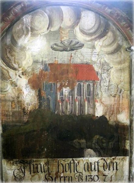 Peinture de l'ovni à l'église de Sighisoara, en Roumanie...