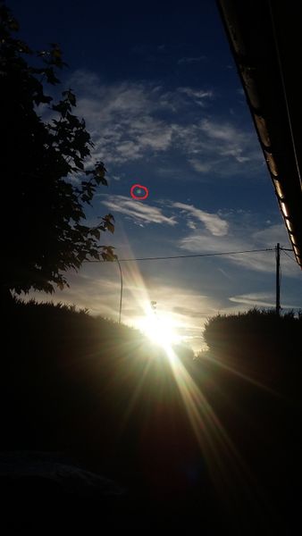Crédit photo Maryline. Ovni à Pont-Sainte-Marie, dans l'Aube, France, le 16 juin 2016...