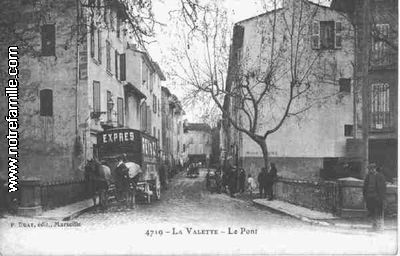 La photo ici est une vue ancienne, une scène figée, à La Valette du Var, dans le Var.