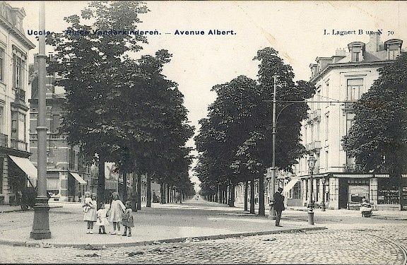 La photo ici est une vue ancienne, une scène figée, à Uccle, Bruxelles, en Belgique.