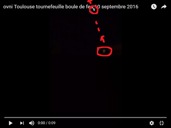 Photo : j'ai extrait cette image de la vidéo, et entouré en rouge les deux ovnis. A Toulouse Tournefeuille, le 10 septembre 2016...