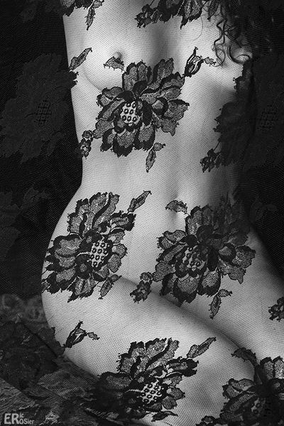 Nu en dentelle 5