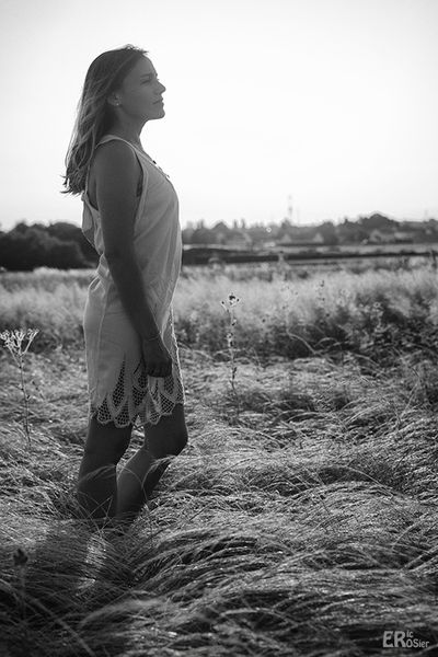 Estivales : Aurore au soleil couchant 1 bis (n&b)