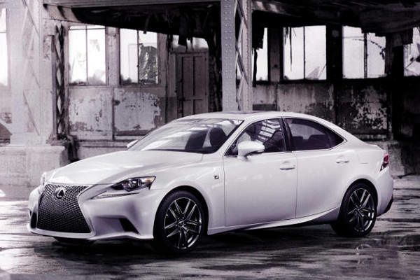 Lexus IS 300h