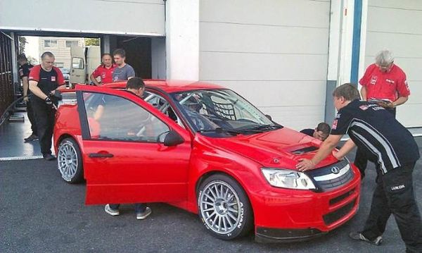 WTCC : Lada prépare 2014