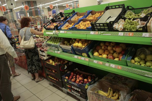 fruits importés dans un supermarché du centre-ville de Moscou - Ivan Sekretarev/AP/SIPA