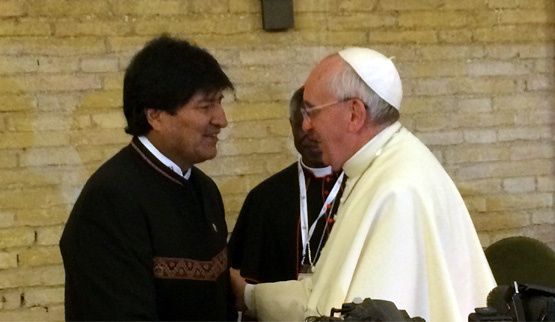 Le Pape François : « Quand je défends les pauvres, certains m’accusent d’être communiste ! »