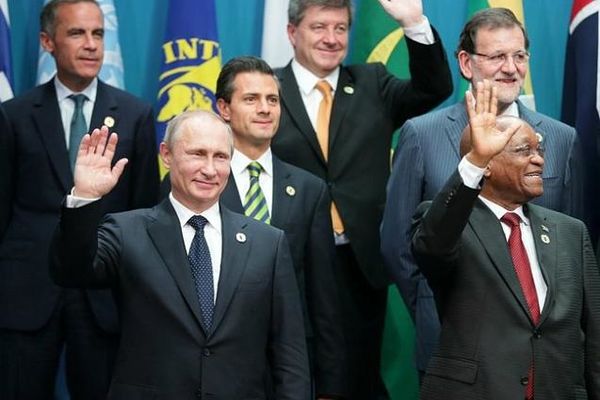 L'Europe divisée sur une Russie moins isolée qu'il n'y paraît