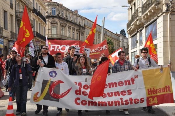 Les jeunes communistes héraultais en manif
