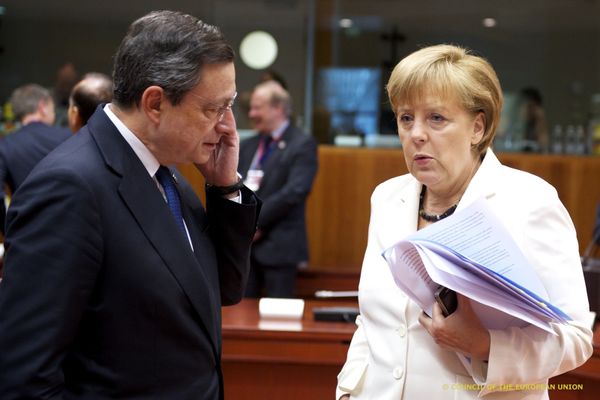 Mario Draghi et Angela Markel