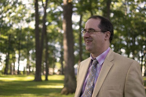 Pour Jason W. Moore, il est plus moderne et beaucoup plus fécond de penser une « écologie-monde »