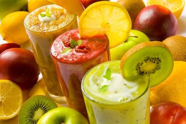 Mes Smoothies au Thermomix : Banane, Kiwi, Fraise et Jus d'orange