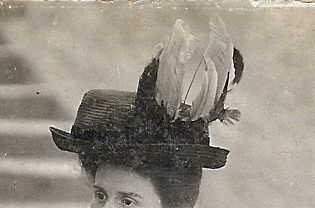 des chapeaux