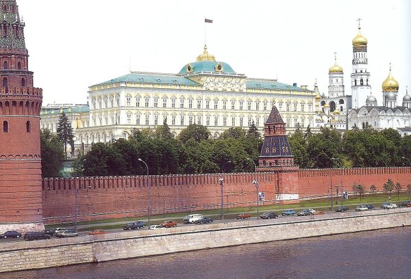 images de Moscou (à défaut de Sotchi)et la Baba bleue