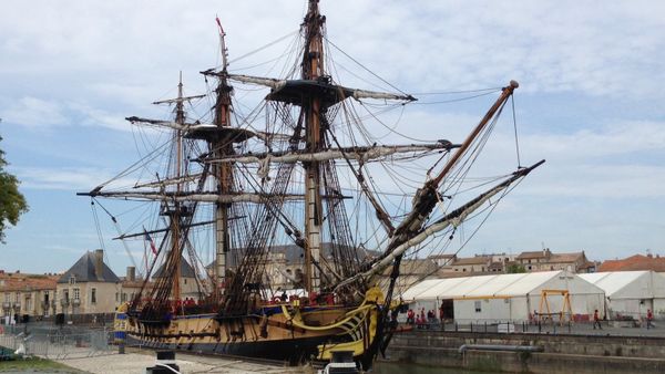 Colombes vit aussi l'aventure de l'Hermione !